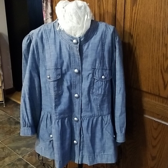 Jacket - Picture 2 of 8